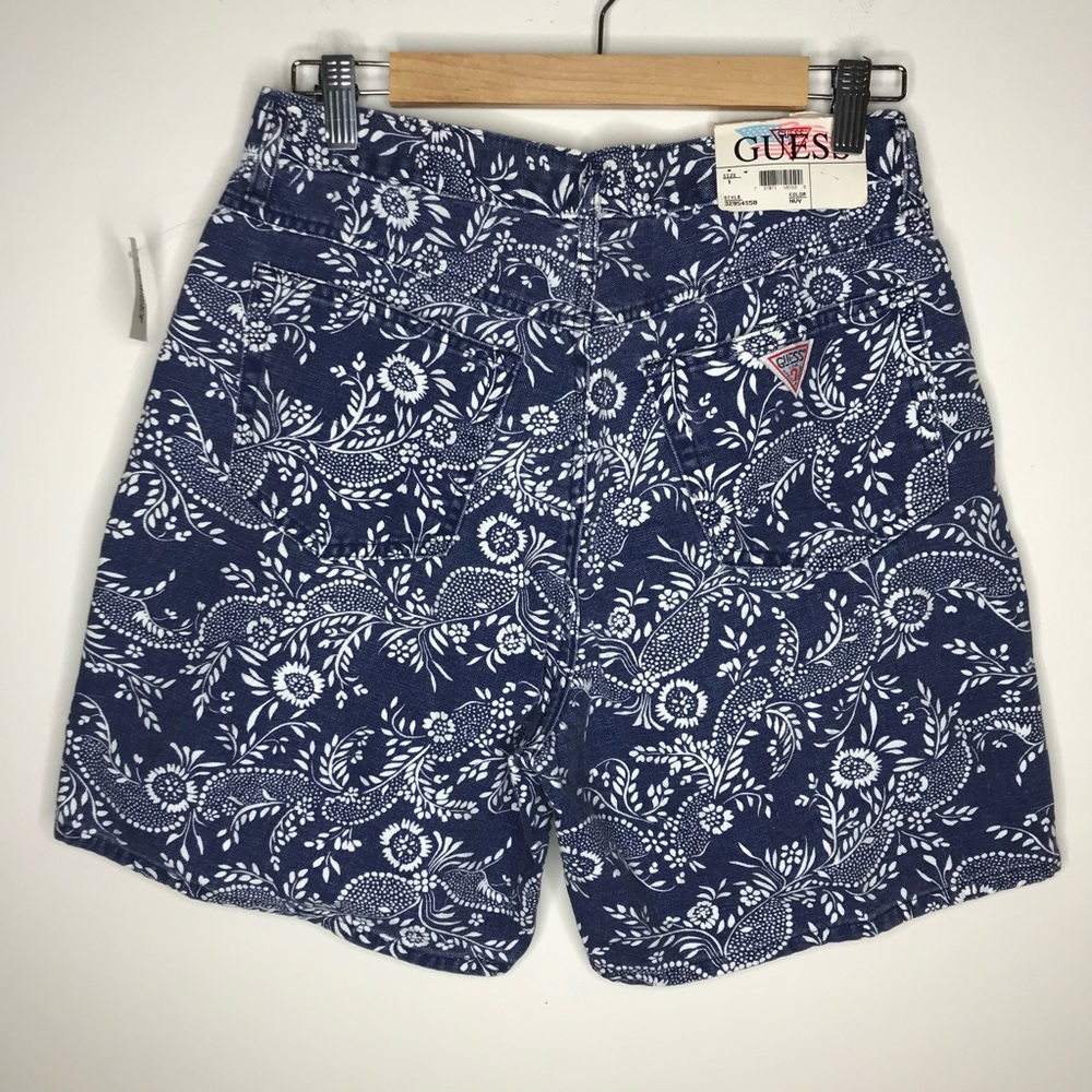 DEADSTOCK NOS GUESS By Georges Marciano Floral and Paisley Button Fly Mom Shorts - Picture 9 of 12